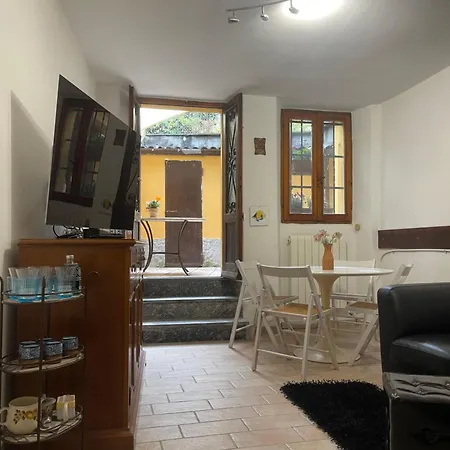 Ninfea - La Casa Del Viandante Ferienhaus *
